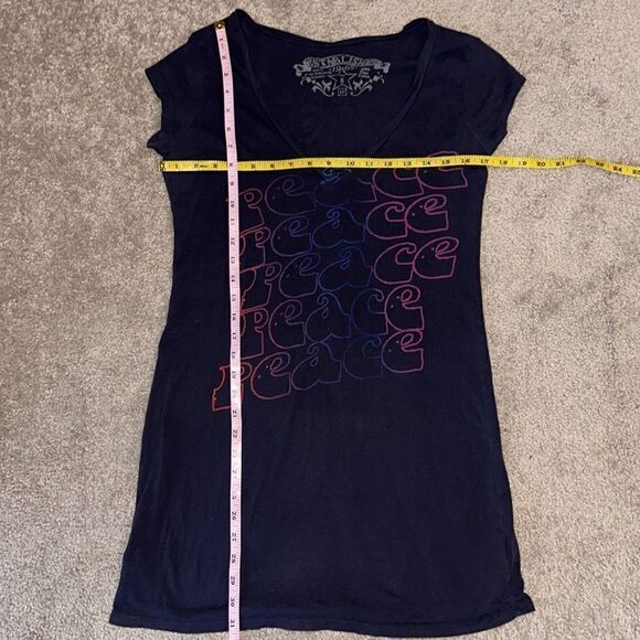 Gap Peace Tee Shirt! - Picture 4 of 7